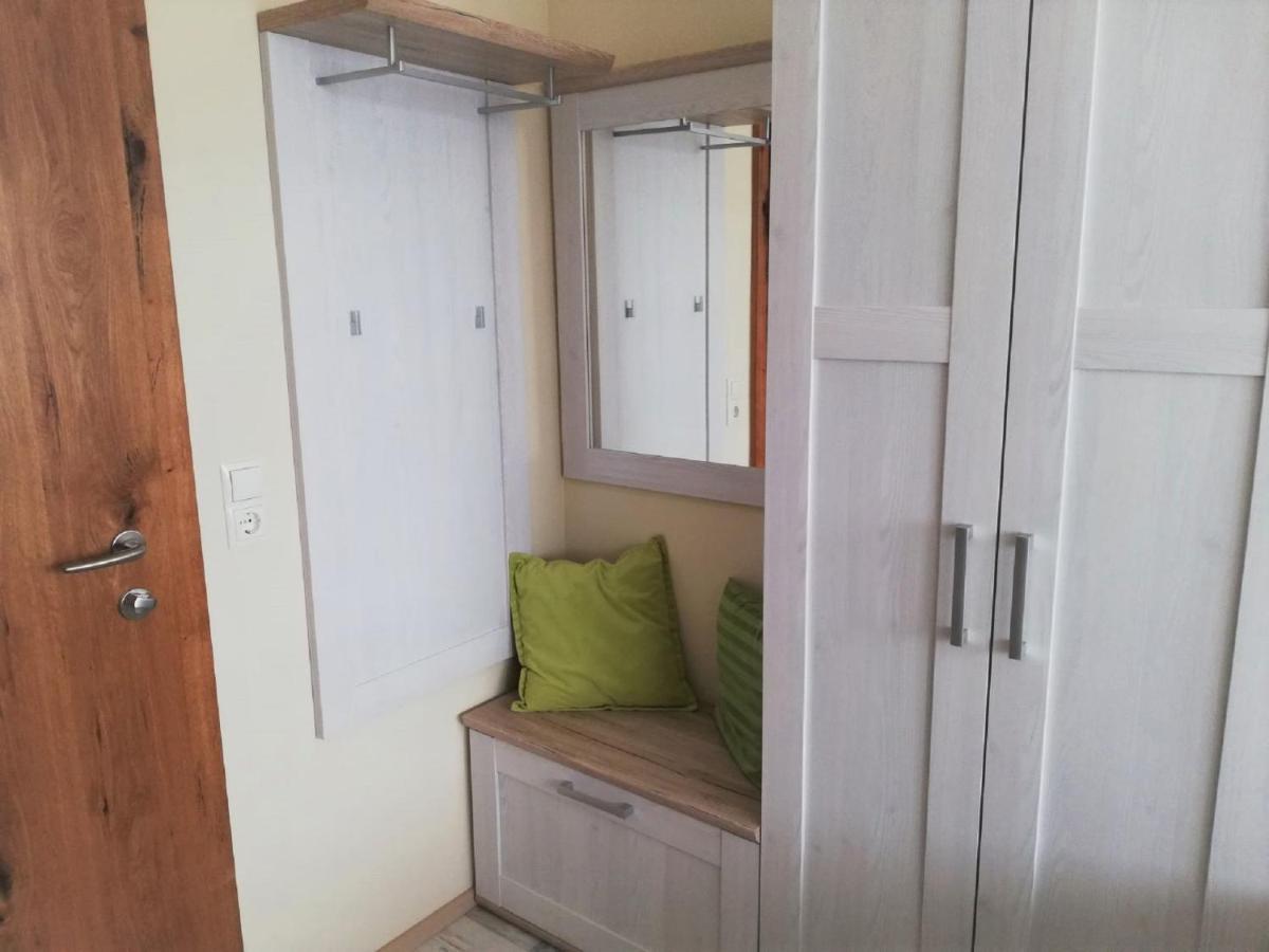 Haus Monti Hotel Maria Lanzendorf Екстериор снимка