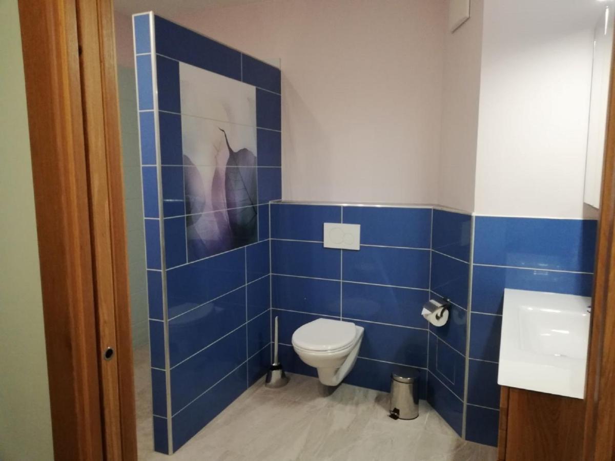Haus Monti Hotel Maria Lanzendorf Екстериор снимка