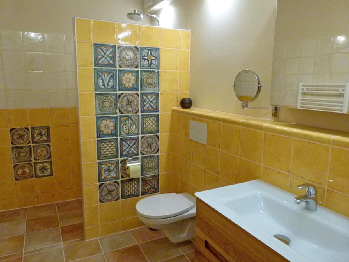 Haus Monti Hotel Maria Lanzendorf Екстериор снимка