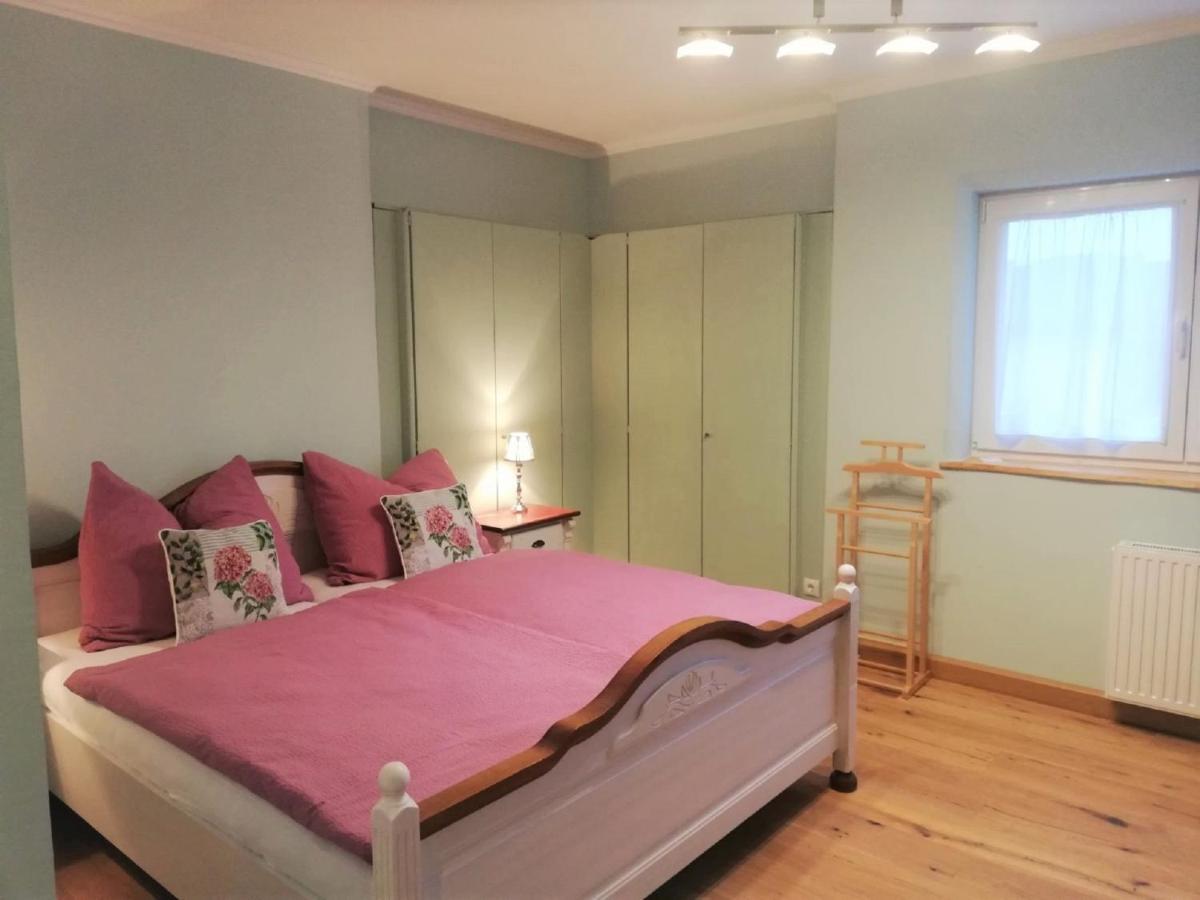 Haus Monti Hotel Maria Lanzendorf Екстериор снимка
